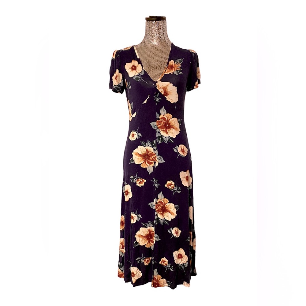 Heart & Hips Midi Floral Dress.